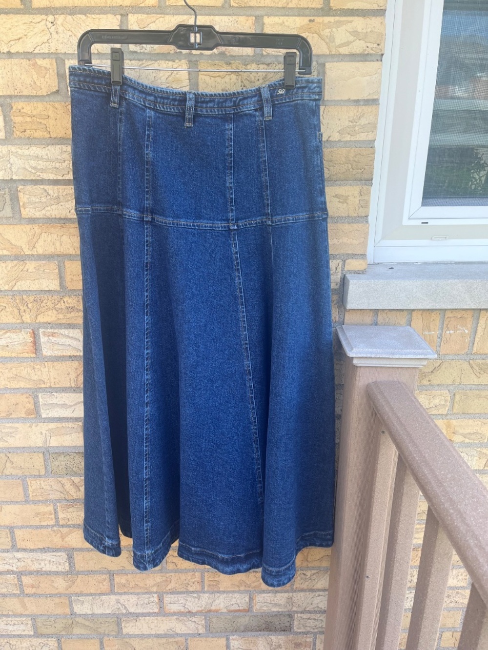 Cinq a Sept Oceane Veena Denim Midi Skirt Sz. 6 - Picture 8 of 9